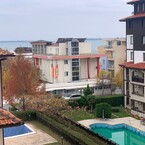 Двустаен апартамент с гледка море в комплекс ”Вила Дали”, Свети Влас